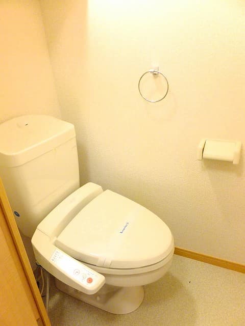 Room image 10