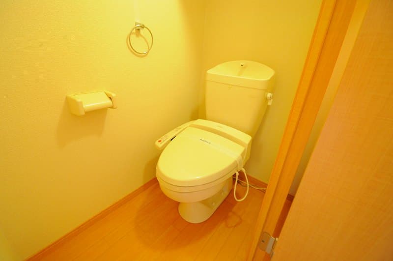 Room image 10