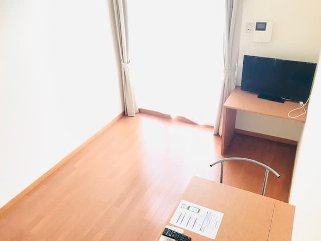 Room image 9