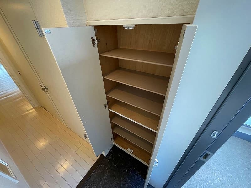 Room image 13