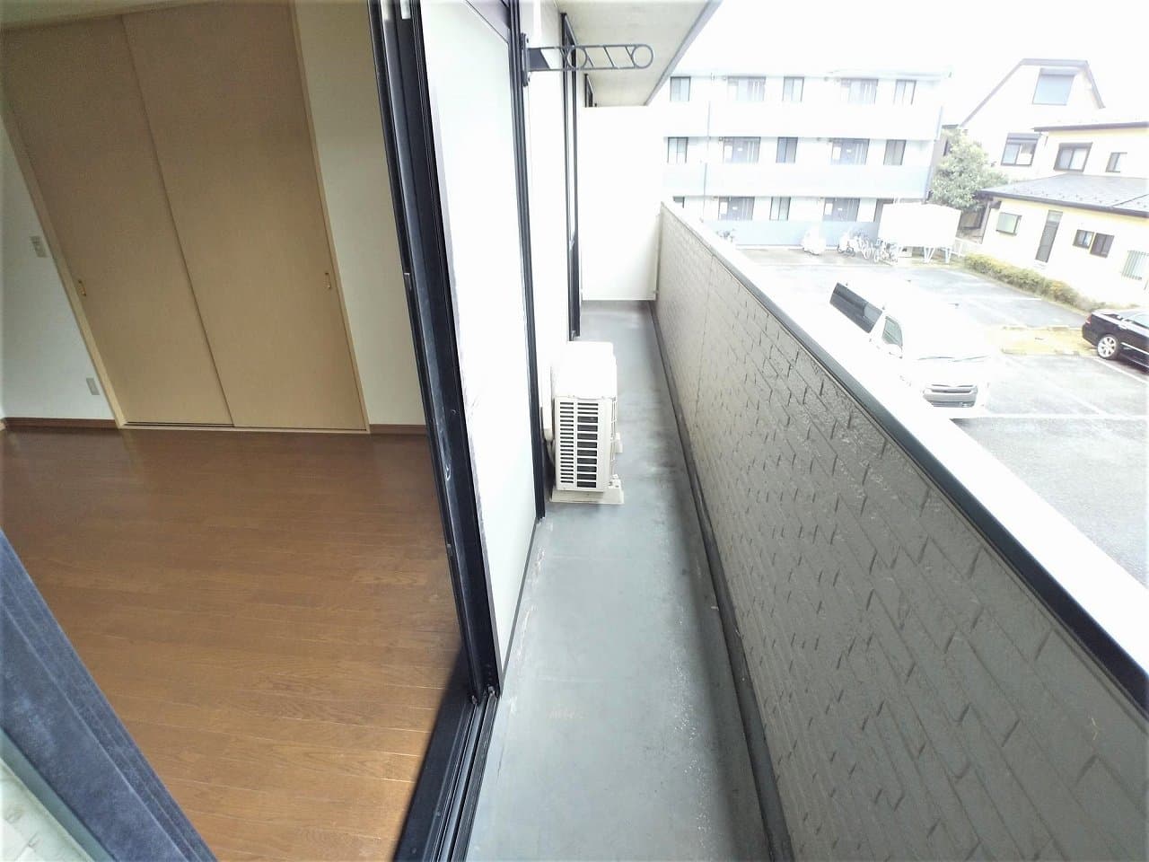 Room image 13