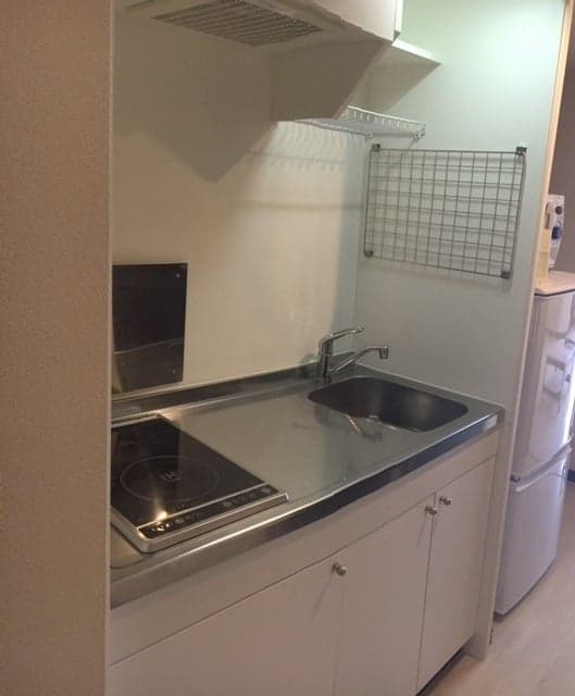 Room image 8