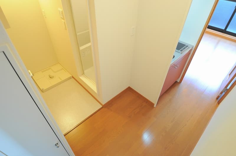 Room image 16