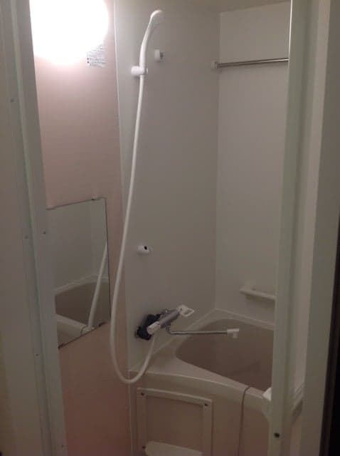 Room image 10