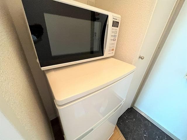 Room image 8