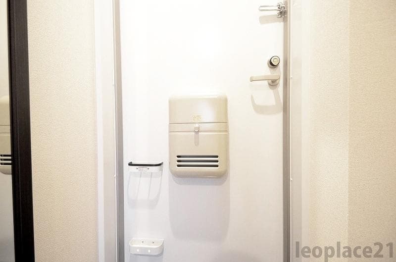 Room image 14