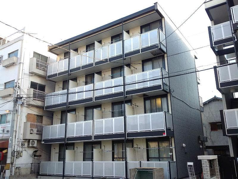 Main exterior of leopalace Yuminsya