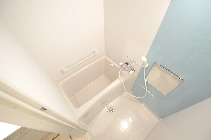 Room image 11