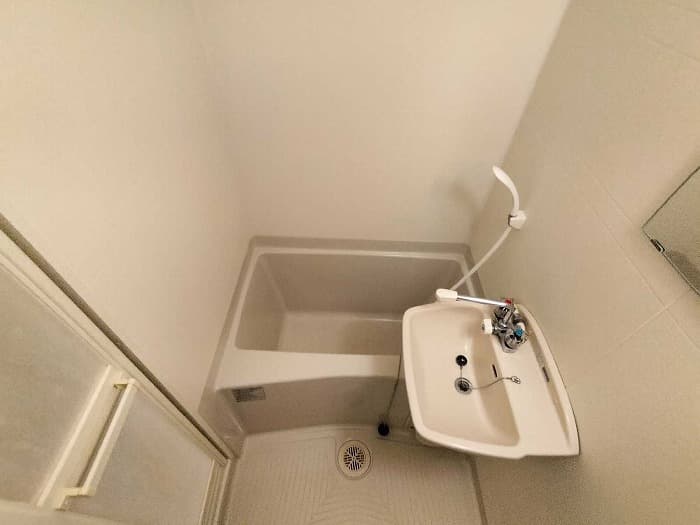 Room image 9