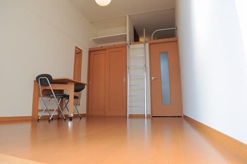 Room image 10