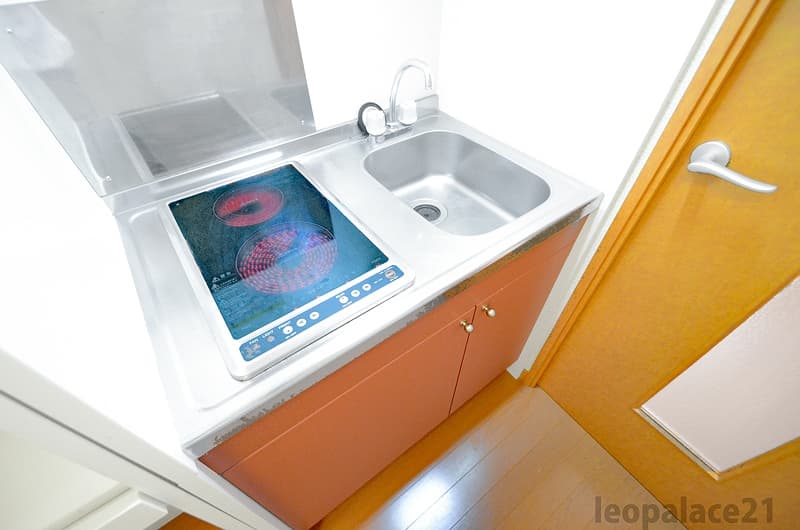 Room image 10