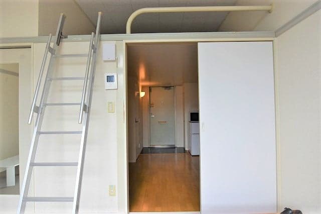 Room image 10
