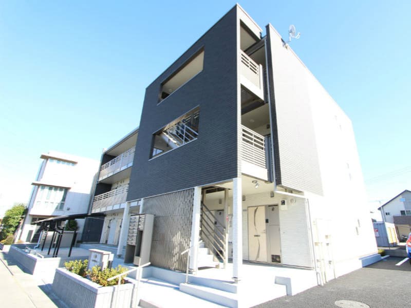 Main exterior of CLEINO Aries