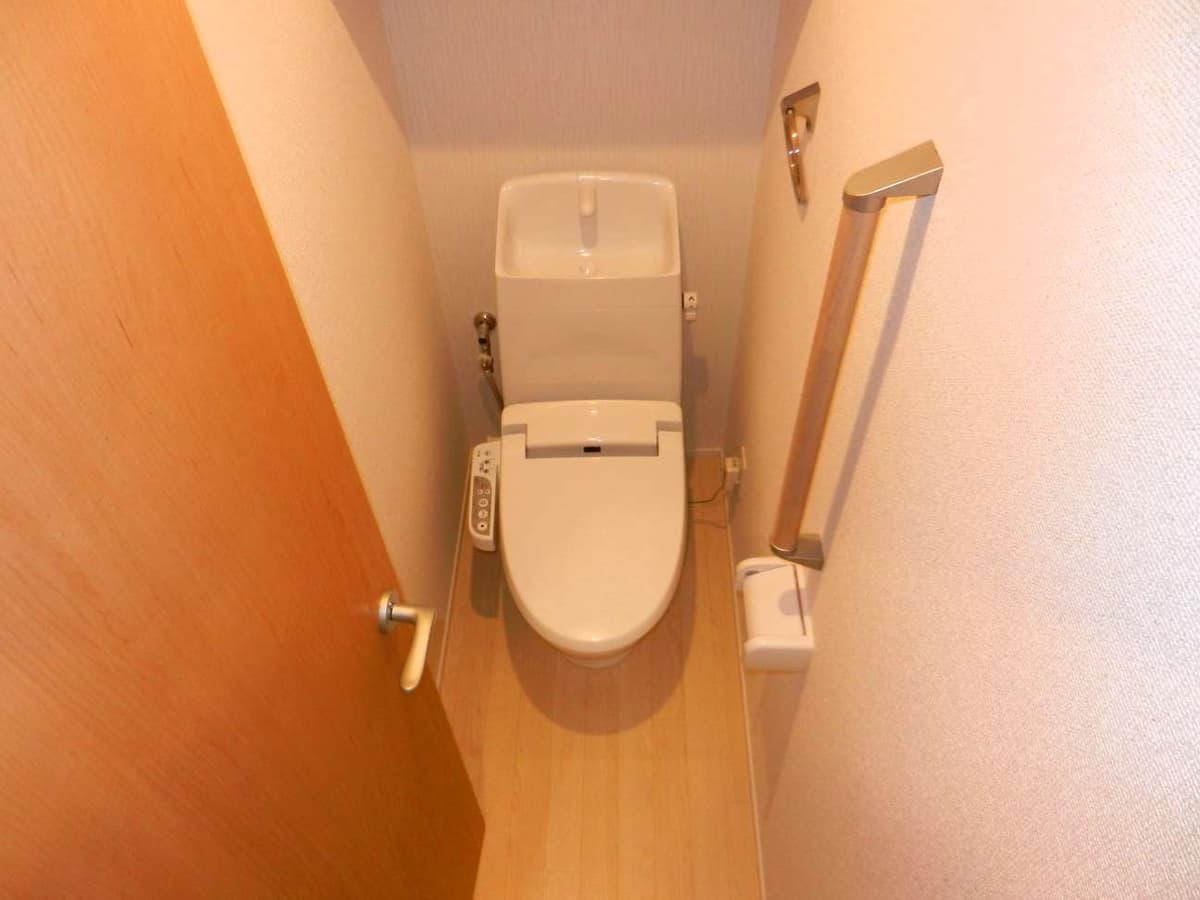 Room image 10