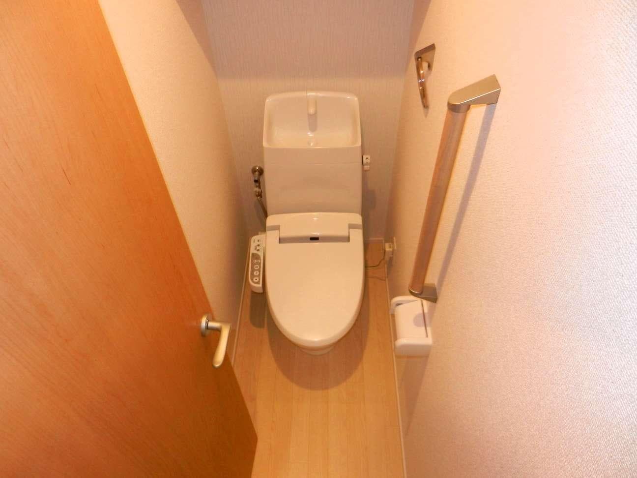 Room image 10