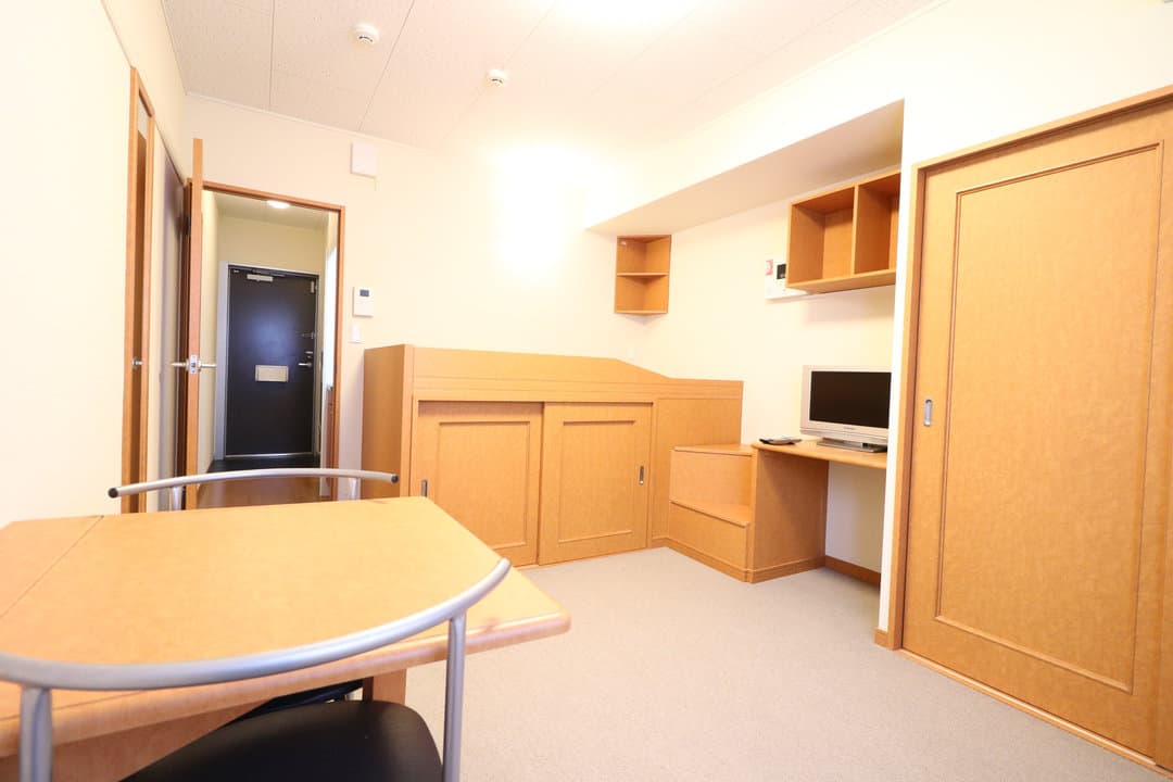 Room image 11