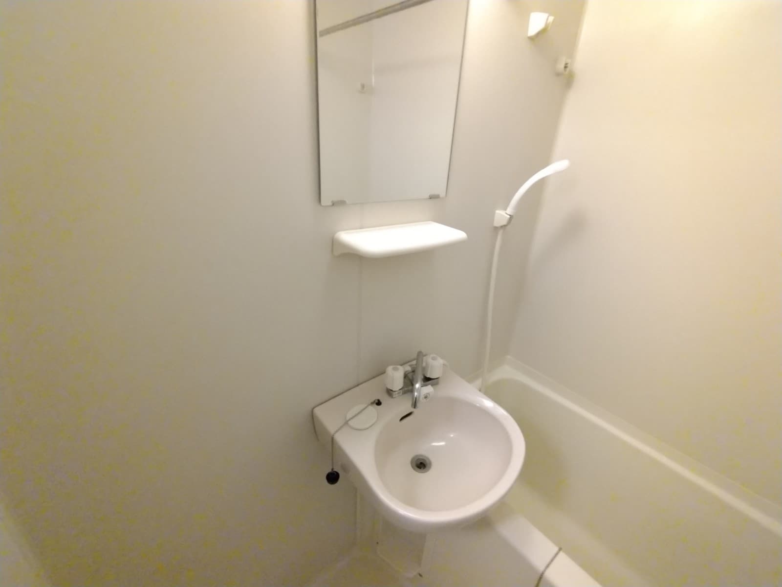 Room image 11