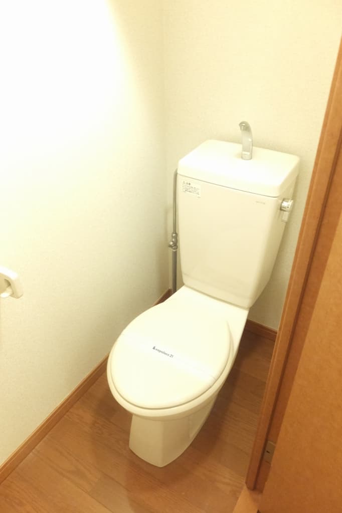 Room image 12
