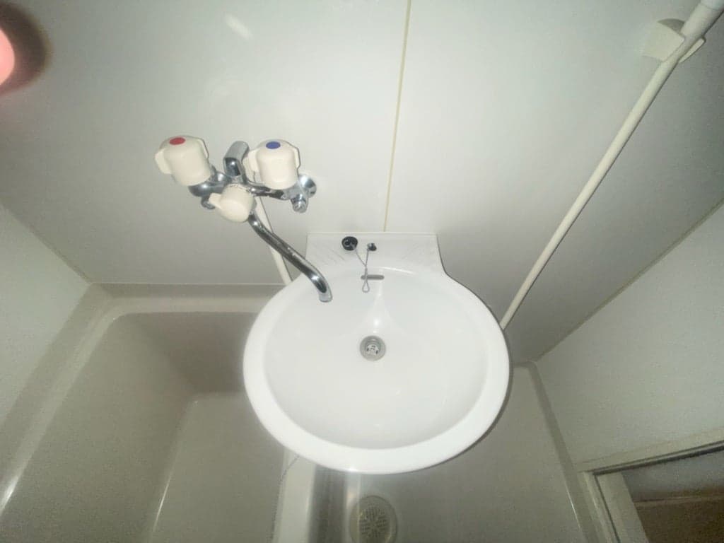 Room image 10