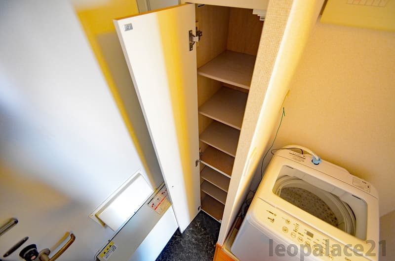 Room image 12