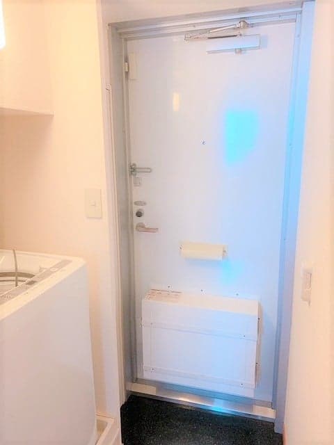 Room image 8