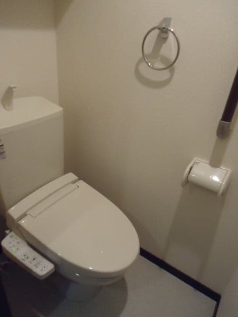 Room image 10