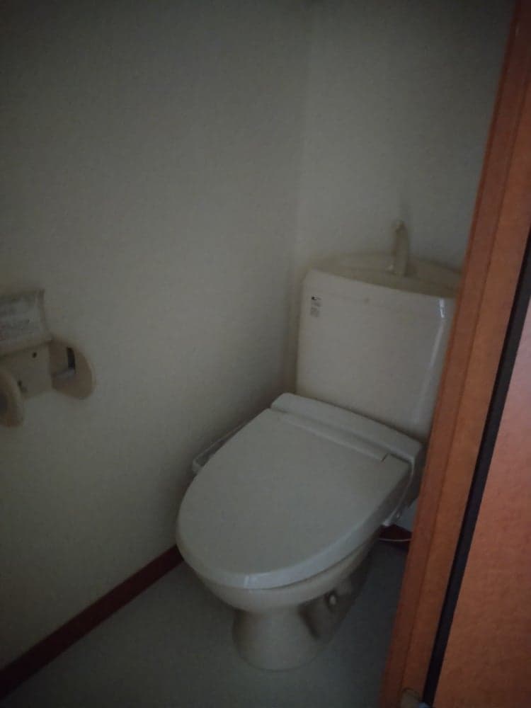Room image 9