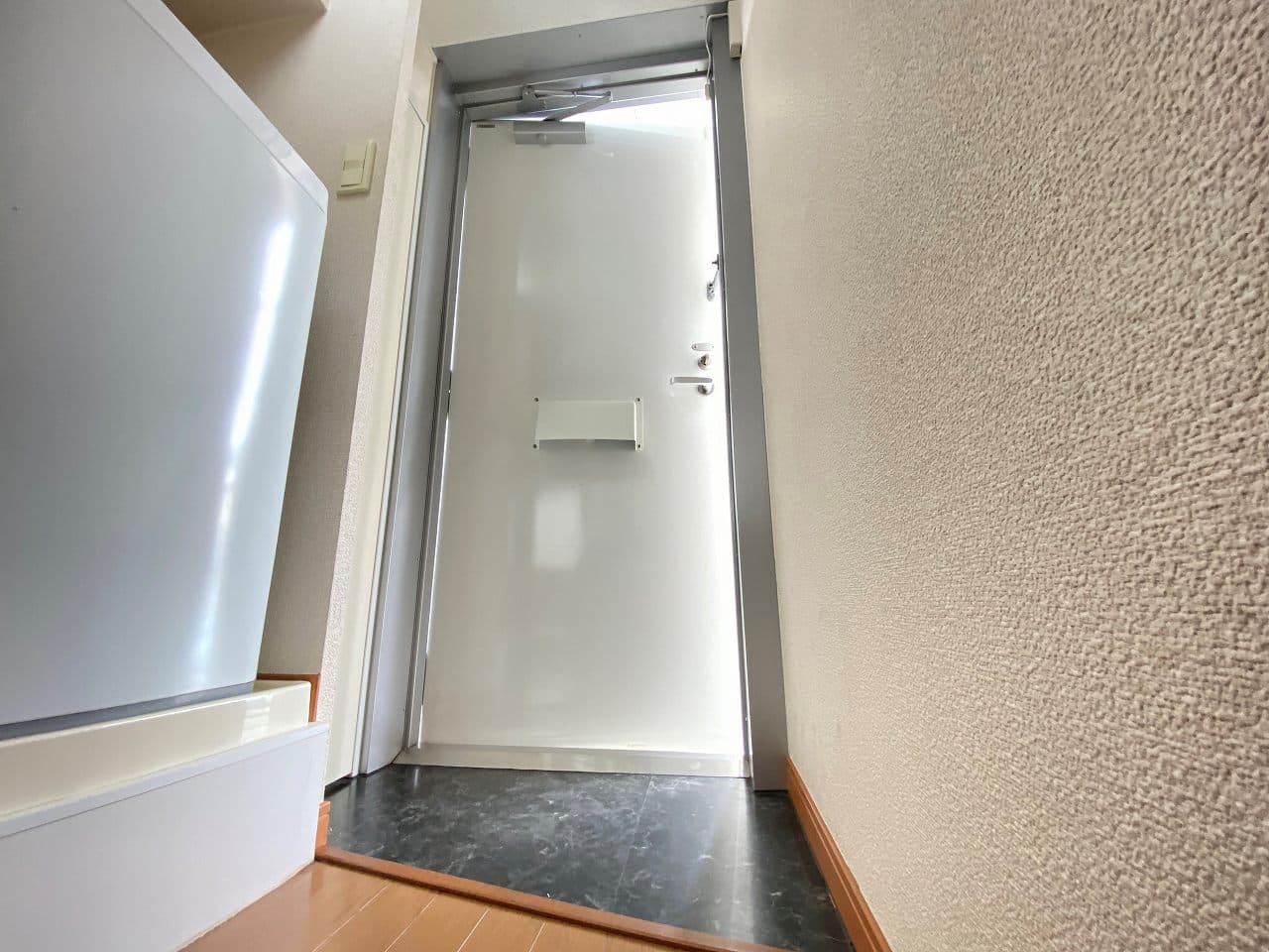 Room image 12
