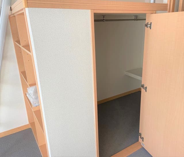 Room image 8