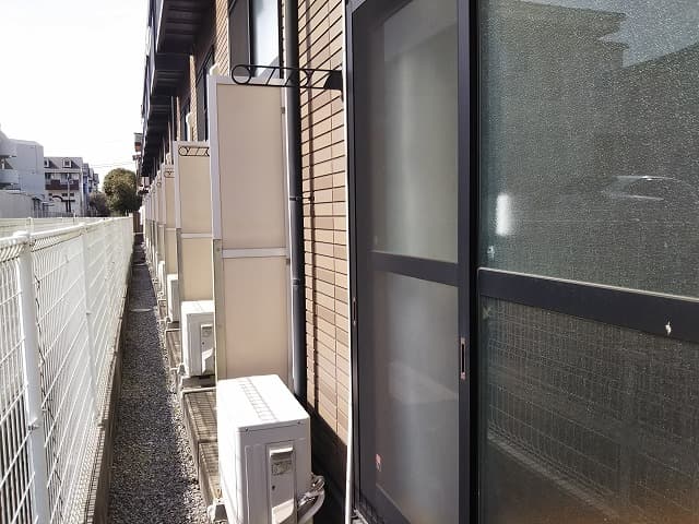 Room image 8