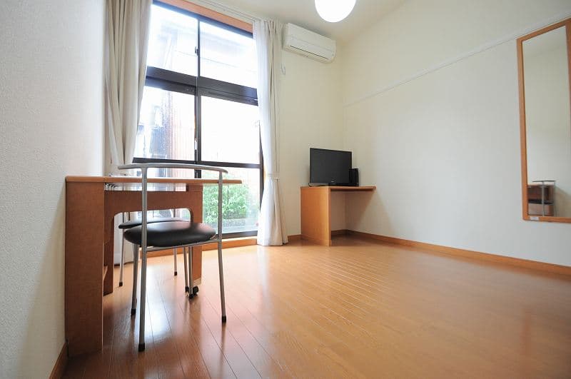 Room image 14
