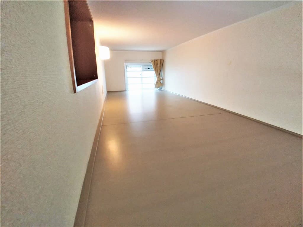 Room image 15