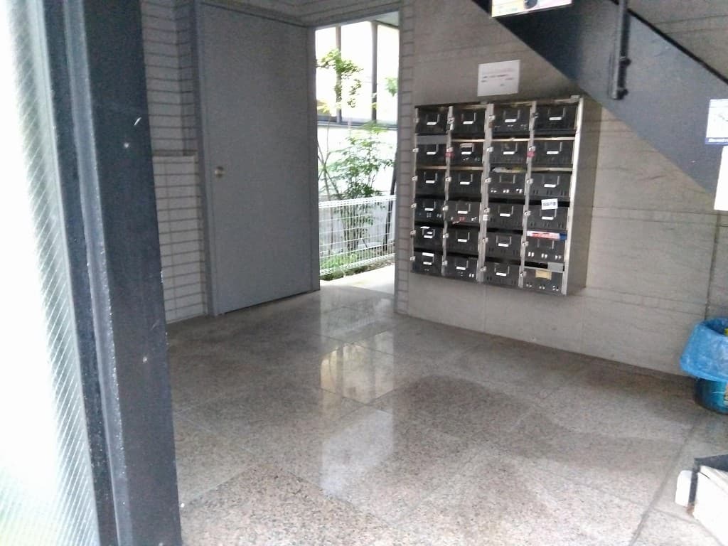 Room image 10