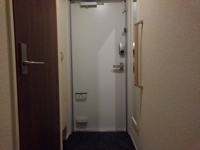 Room image 12