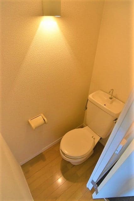Room image 14