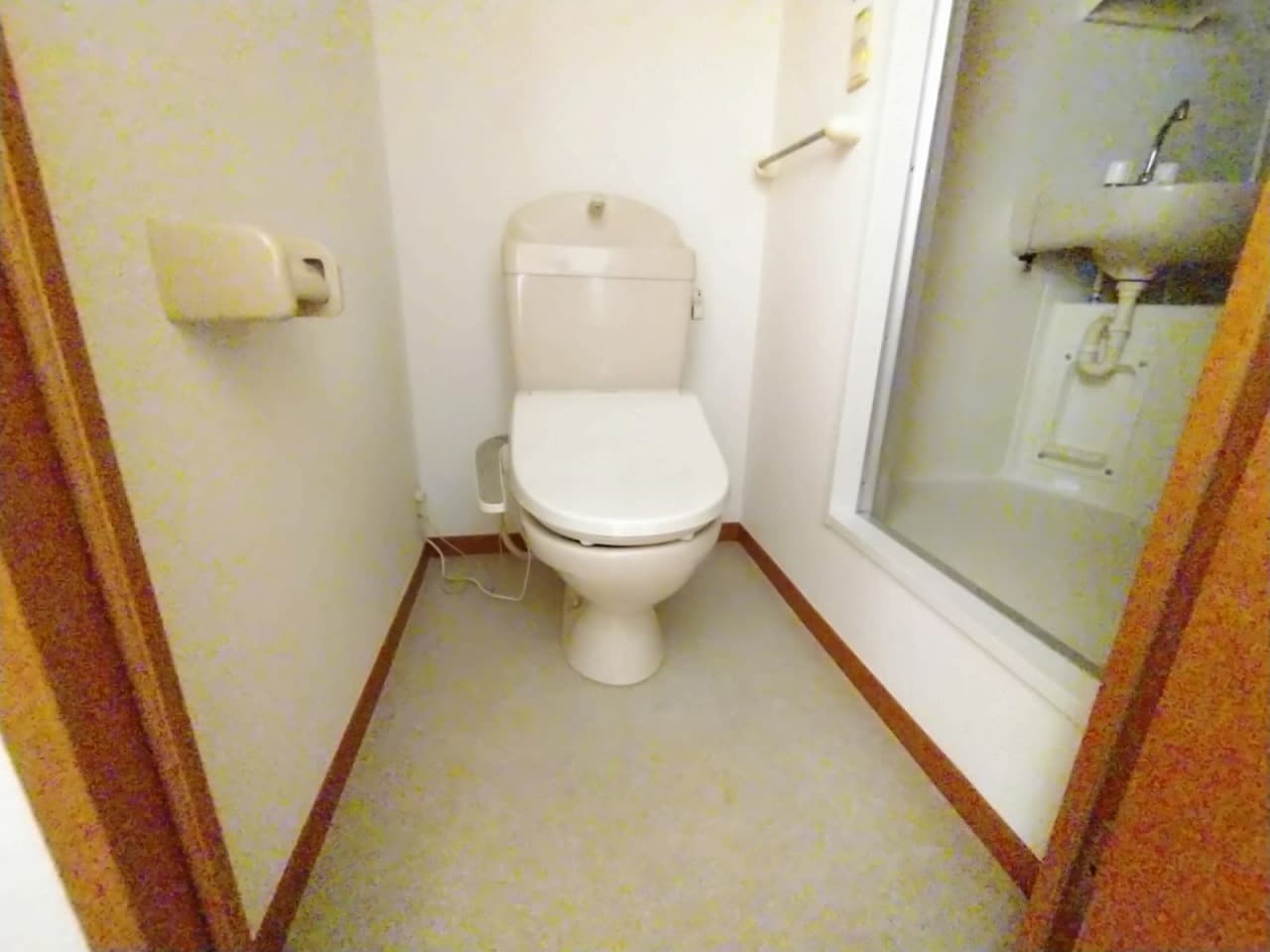 Room image 9