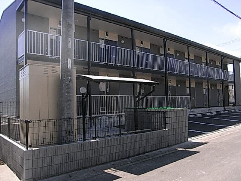 Main exterior of leopalace Momiji