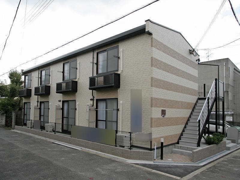 Main exterior of leopalace Yamasaka