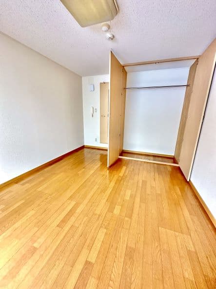 Preview interior of leopalace Garden Village