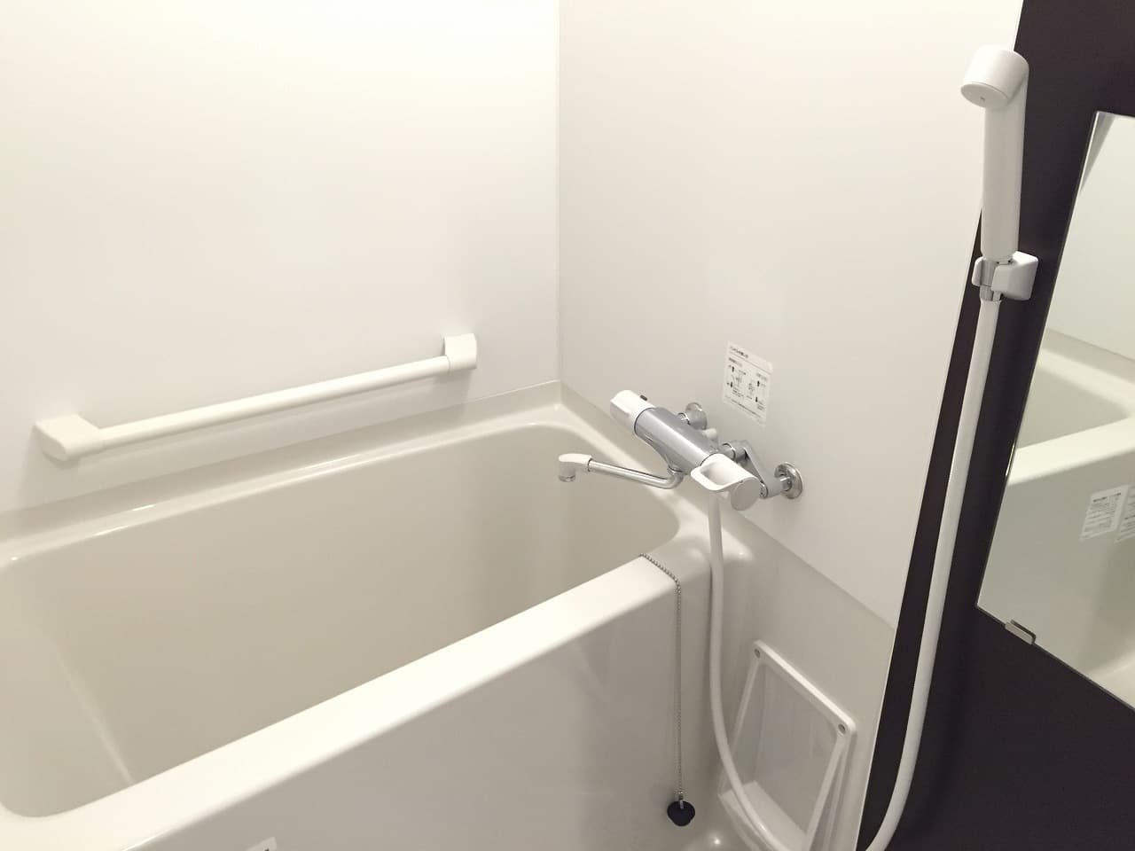 Room image 12