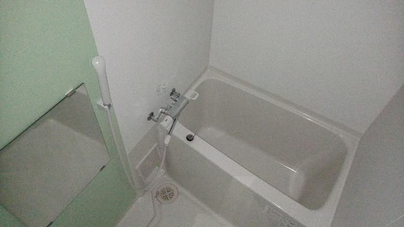Room image 8