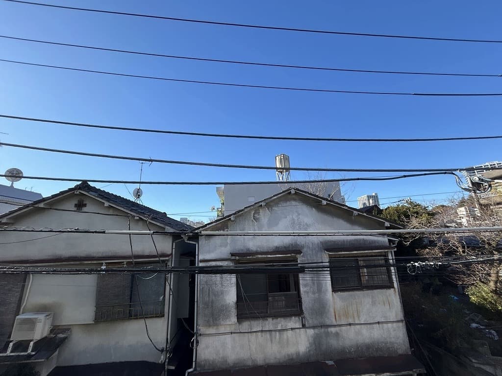 Room image 12