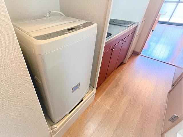 Room image 11