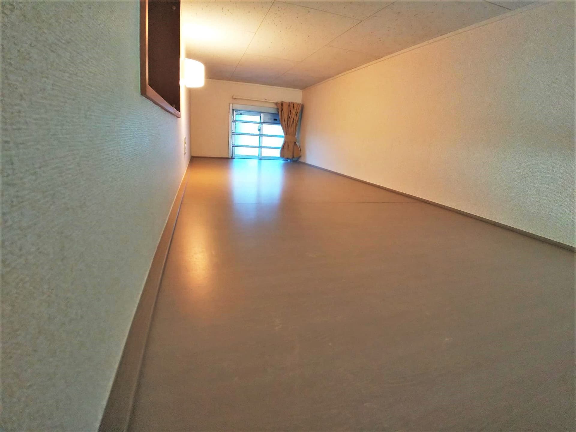 Room image 13