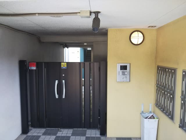 Room image 16