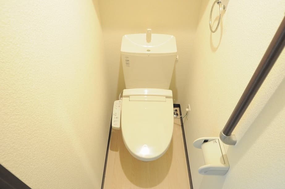 Room image 11