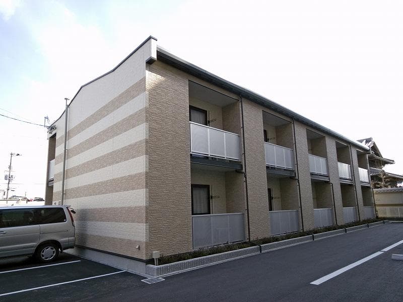 Main exterior of leopalace Endeavor II