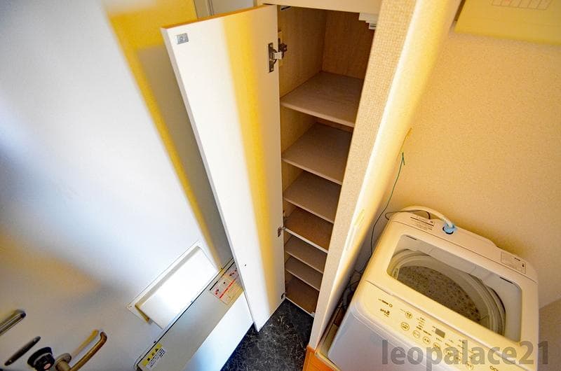 Room image 12