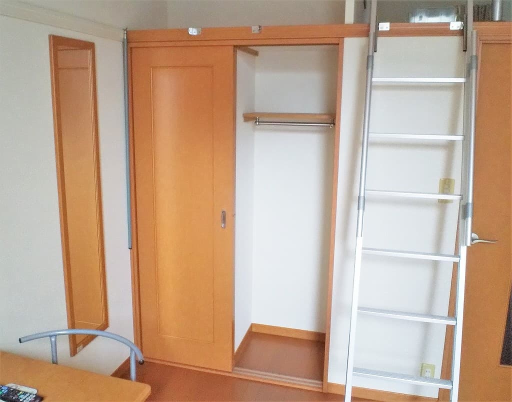 Room image 14