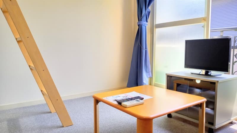Room image 8